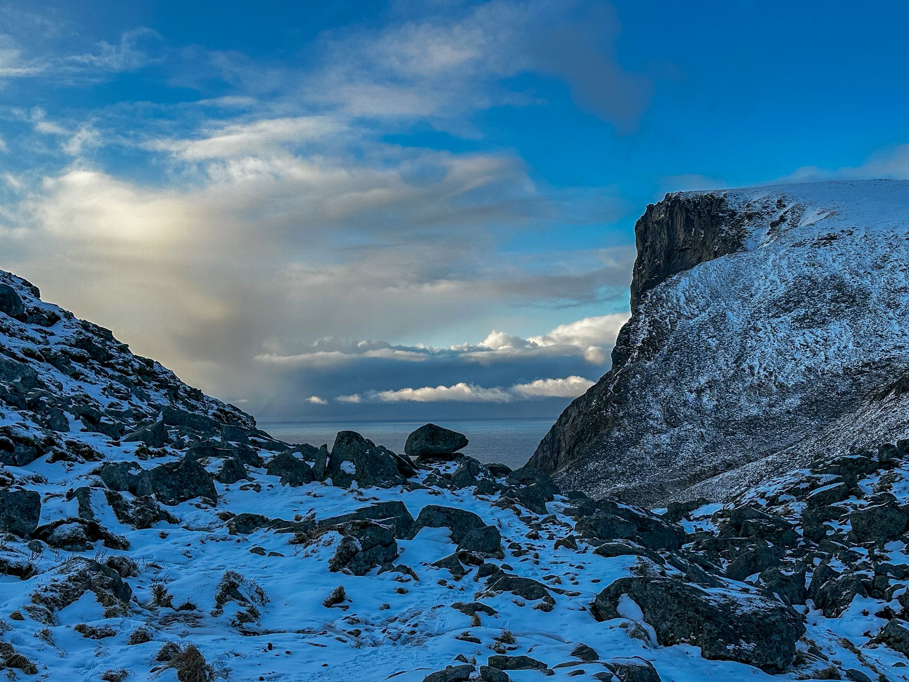 Kvalvika Beach, Hike, Norway