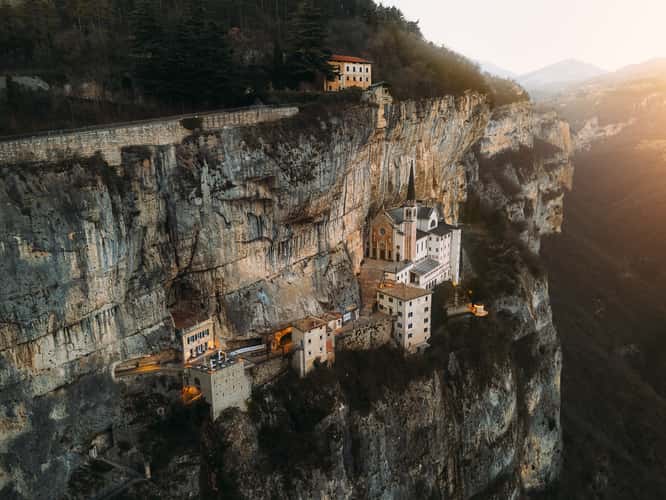 Madonna della Corona (Drone)
