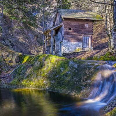 Mühle am Pöltzer Wasserfall, Austria