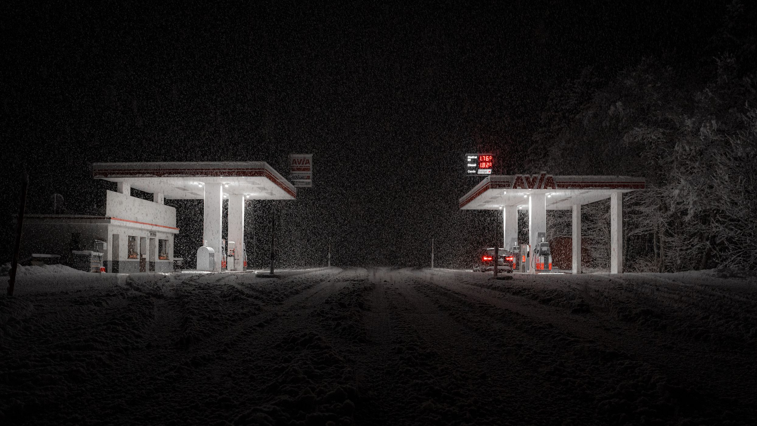 Rona Gasstation, Switzerland