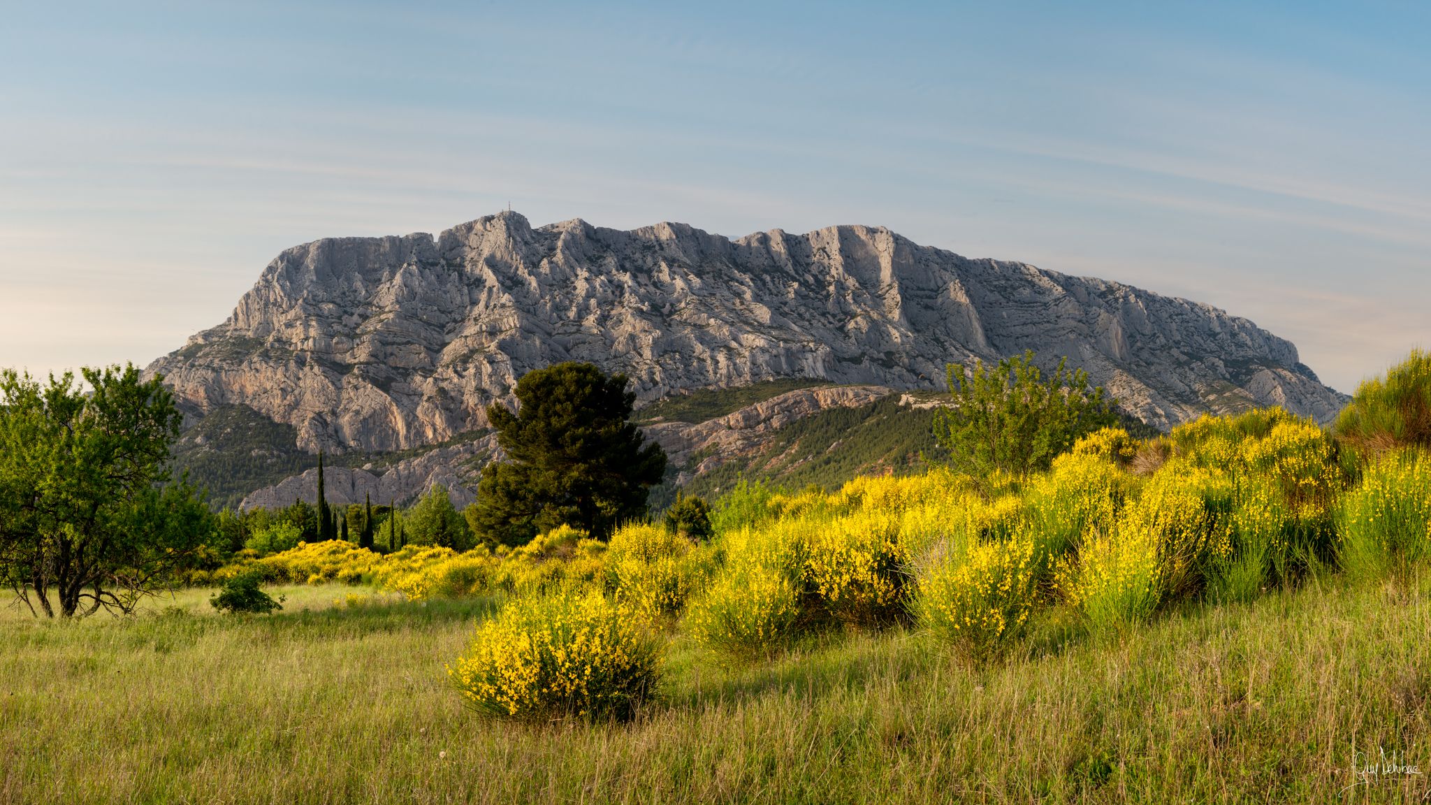 Sainte Victoire Mountain, Aix en Provence south of France, France