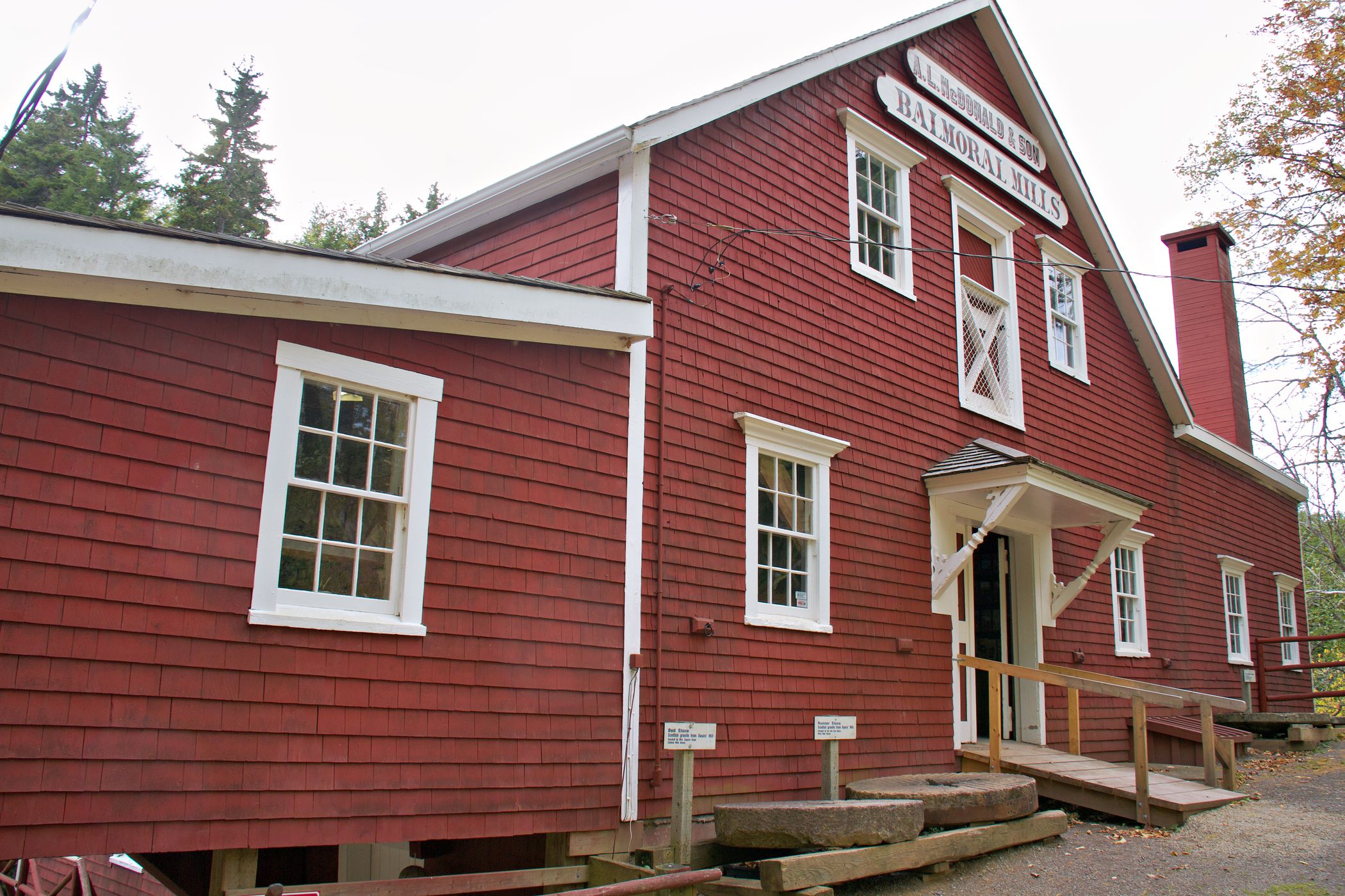 Balomoral Grist Mill, Canada