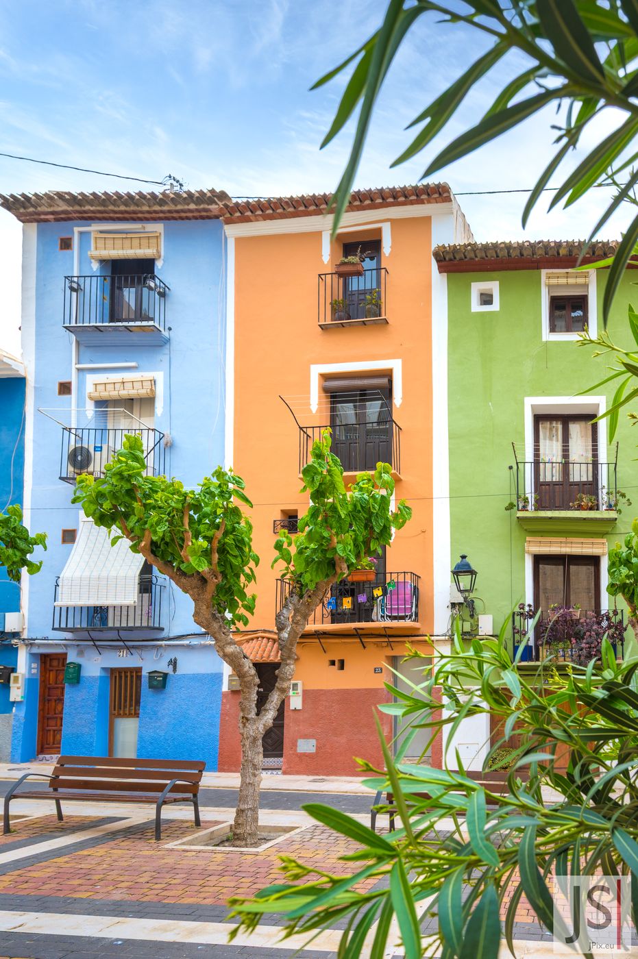 Bunte Häuser in La Vila Joiosa, Spain