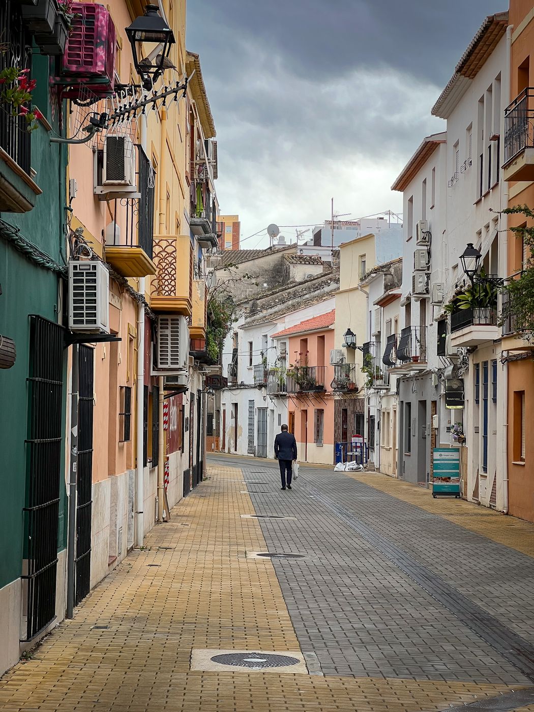 Carrer de Sandunga, Spain