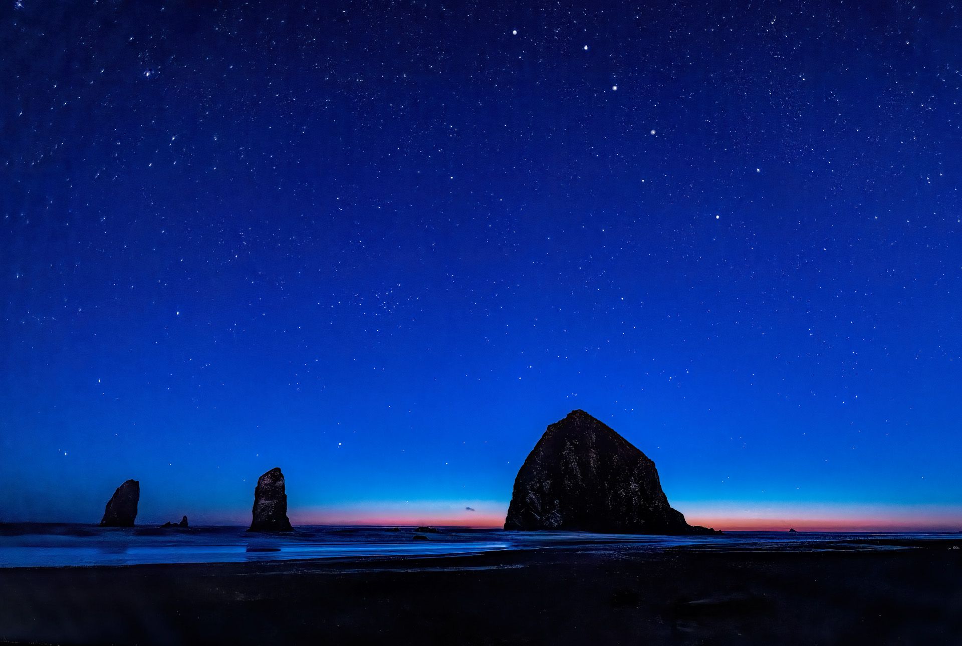 Haystack Rock, Cannon Beach, Oregon, USA