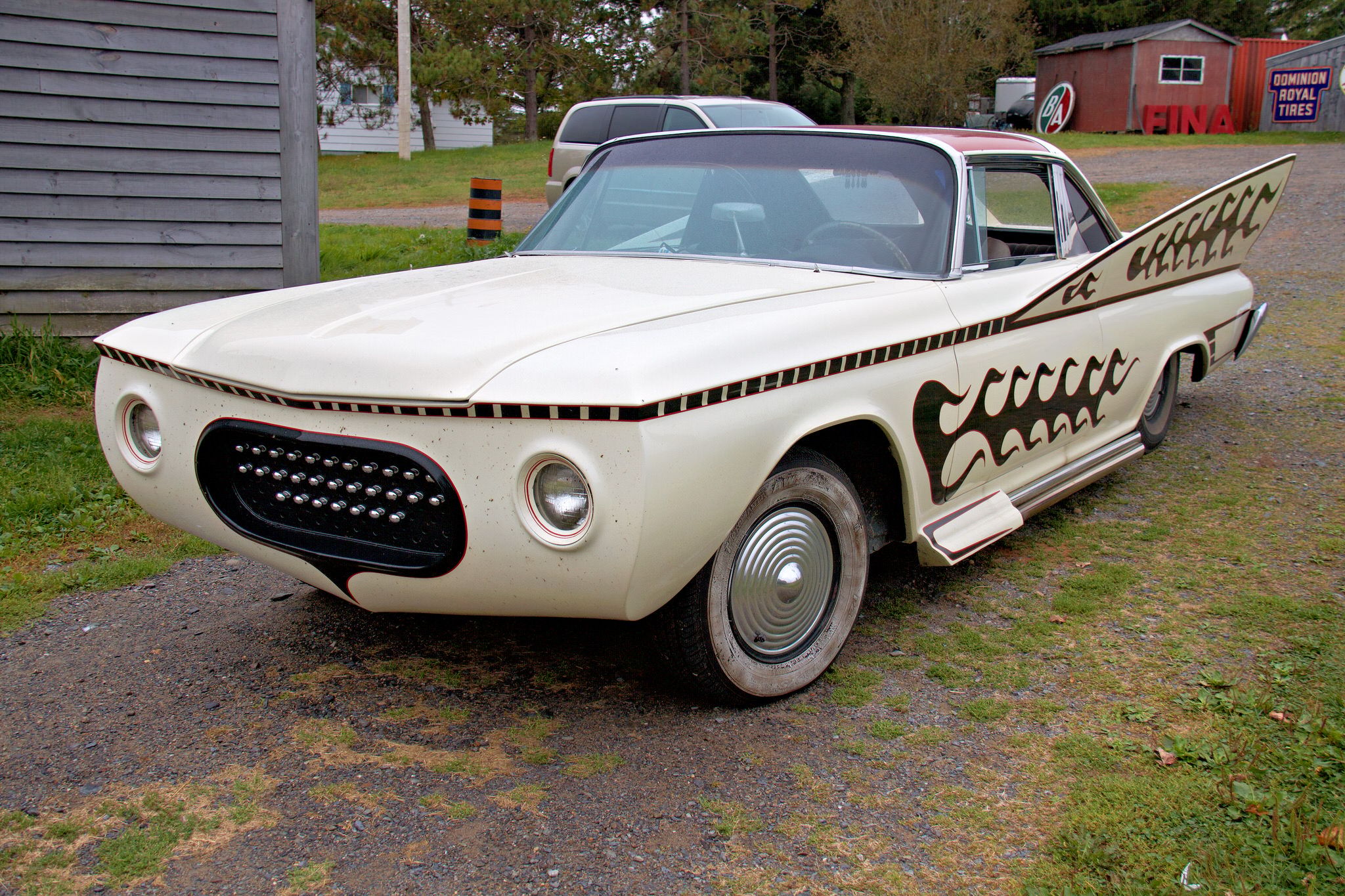 HILTZ AUTO CO., Canada