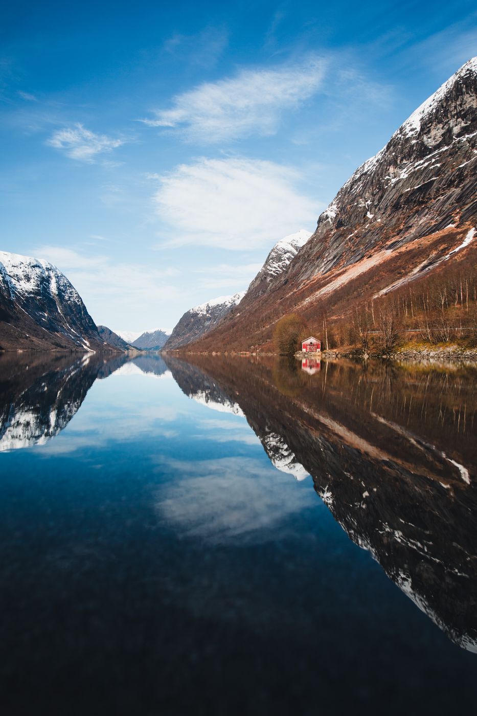 Kjøsnesfjorden, Norway