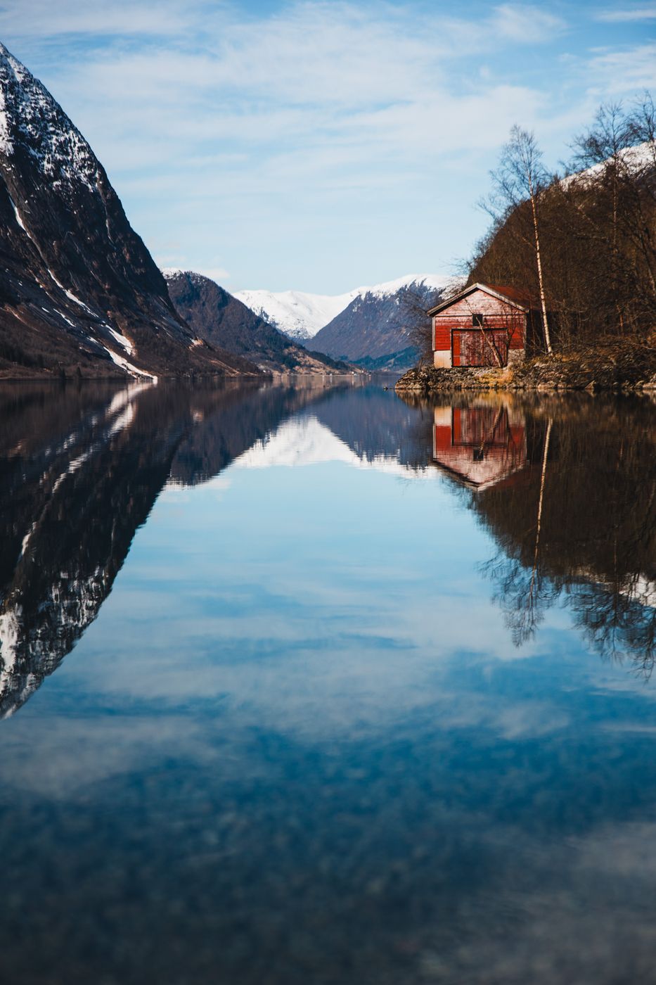 Kjøsnesfjorden, Norway