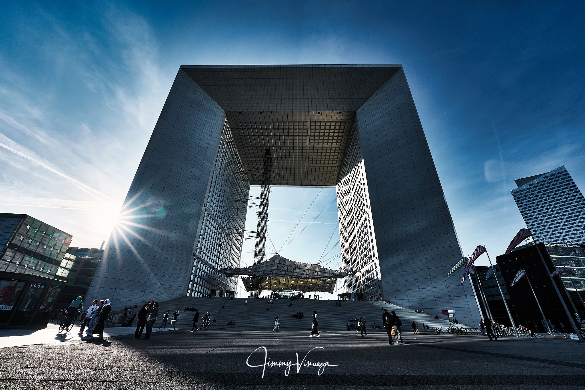 La Défense Plaza, Paris, France