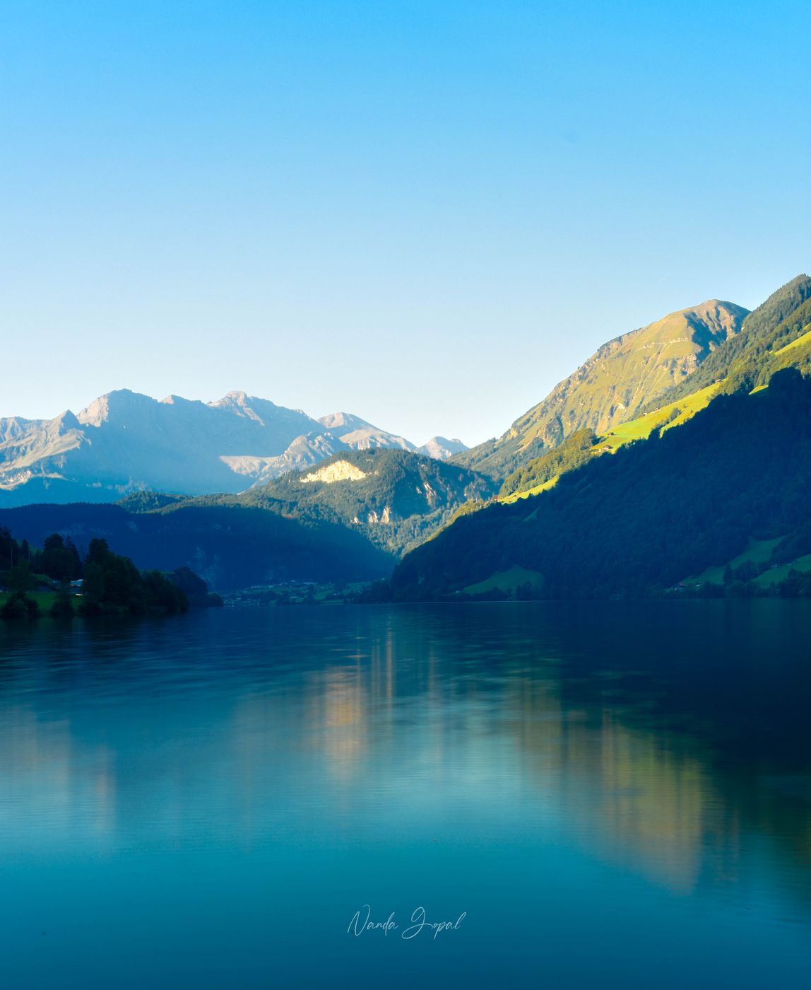 Kaiserstuhl, Lake Lungern, Switzerland