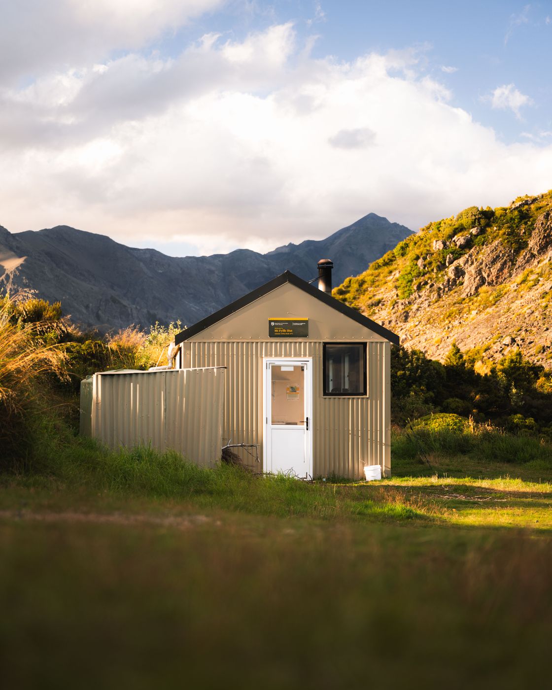 Mt Fyffe Hut, New Zealand