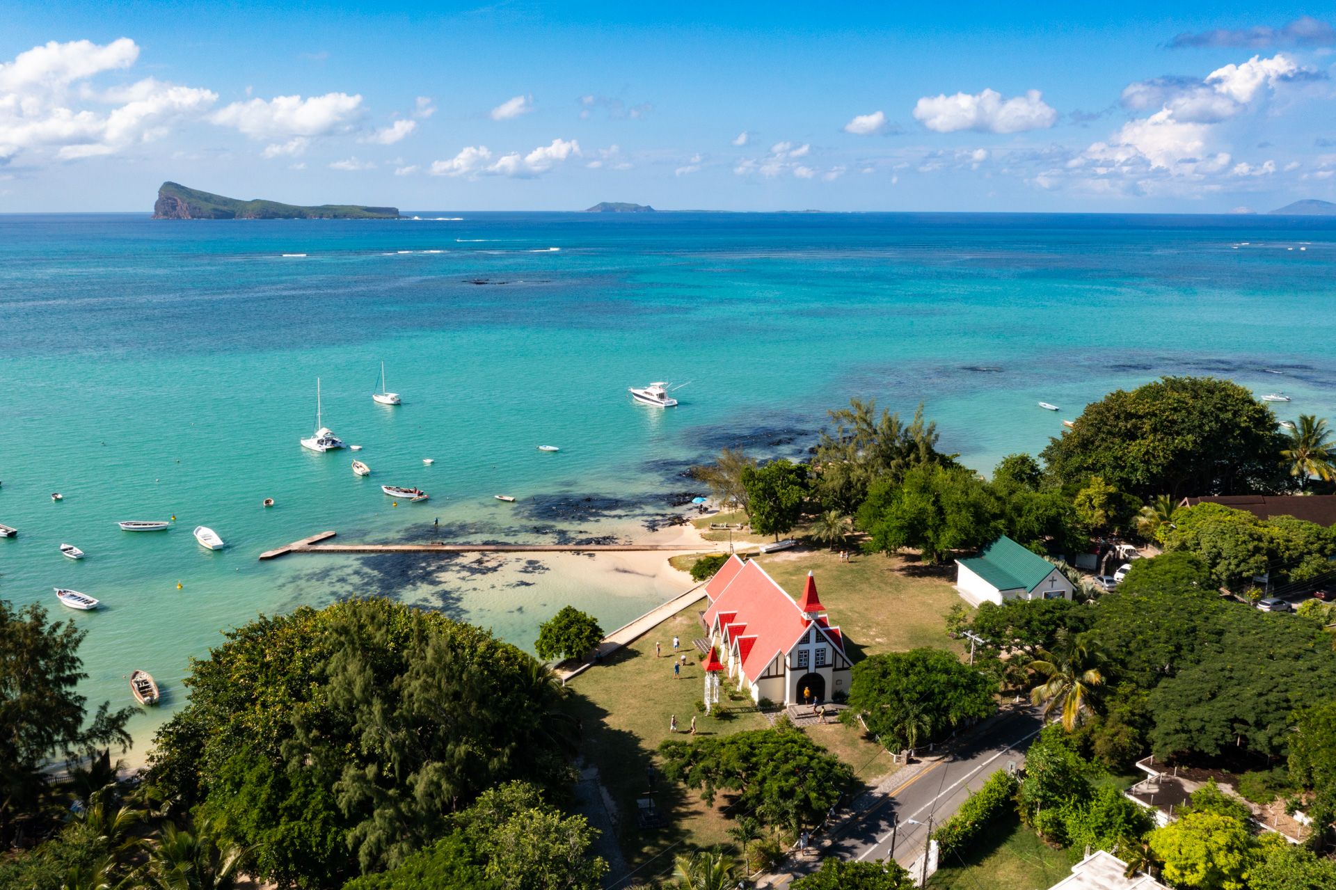 Notre-dame auxiliatrice de cap malhheureux, Mauritius