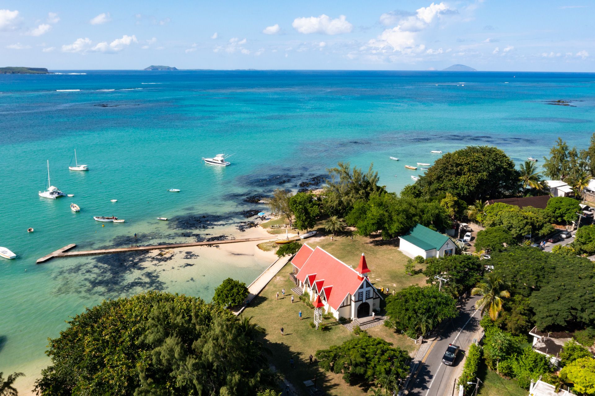 Notre-dame auxiliatrice de cap malhheureux, Mauritius