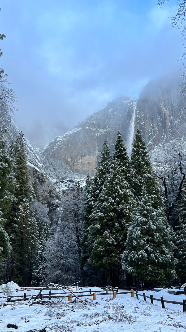 Path to Lower Yosemite Fall, USA