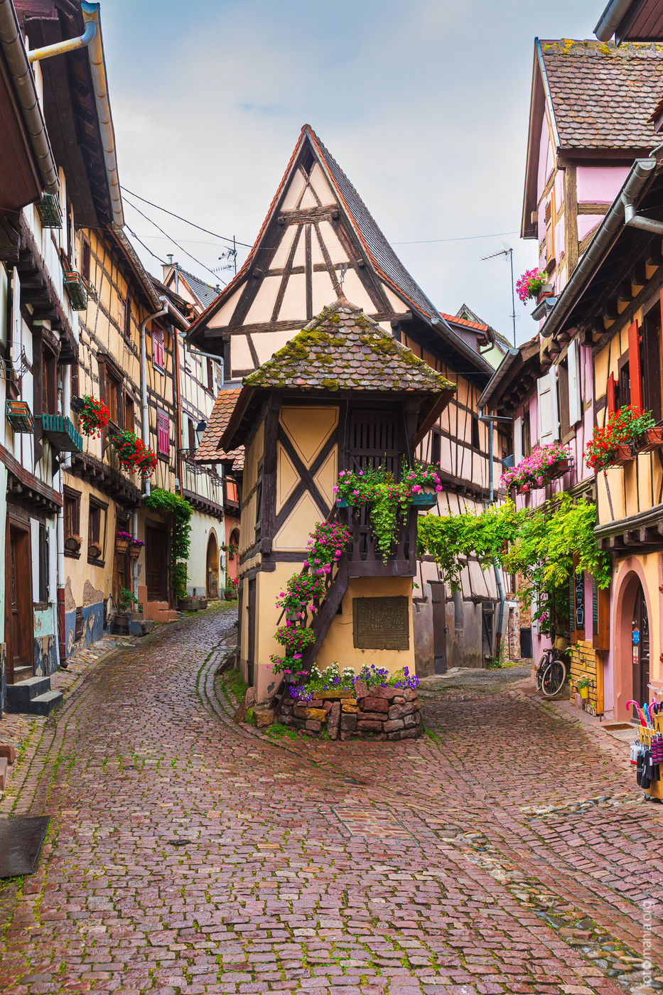 Pigeonry in Rue Du Rempart, France
