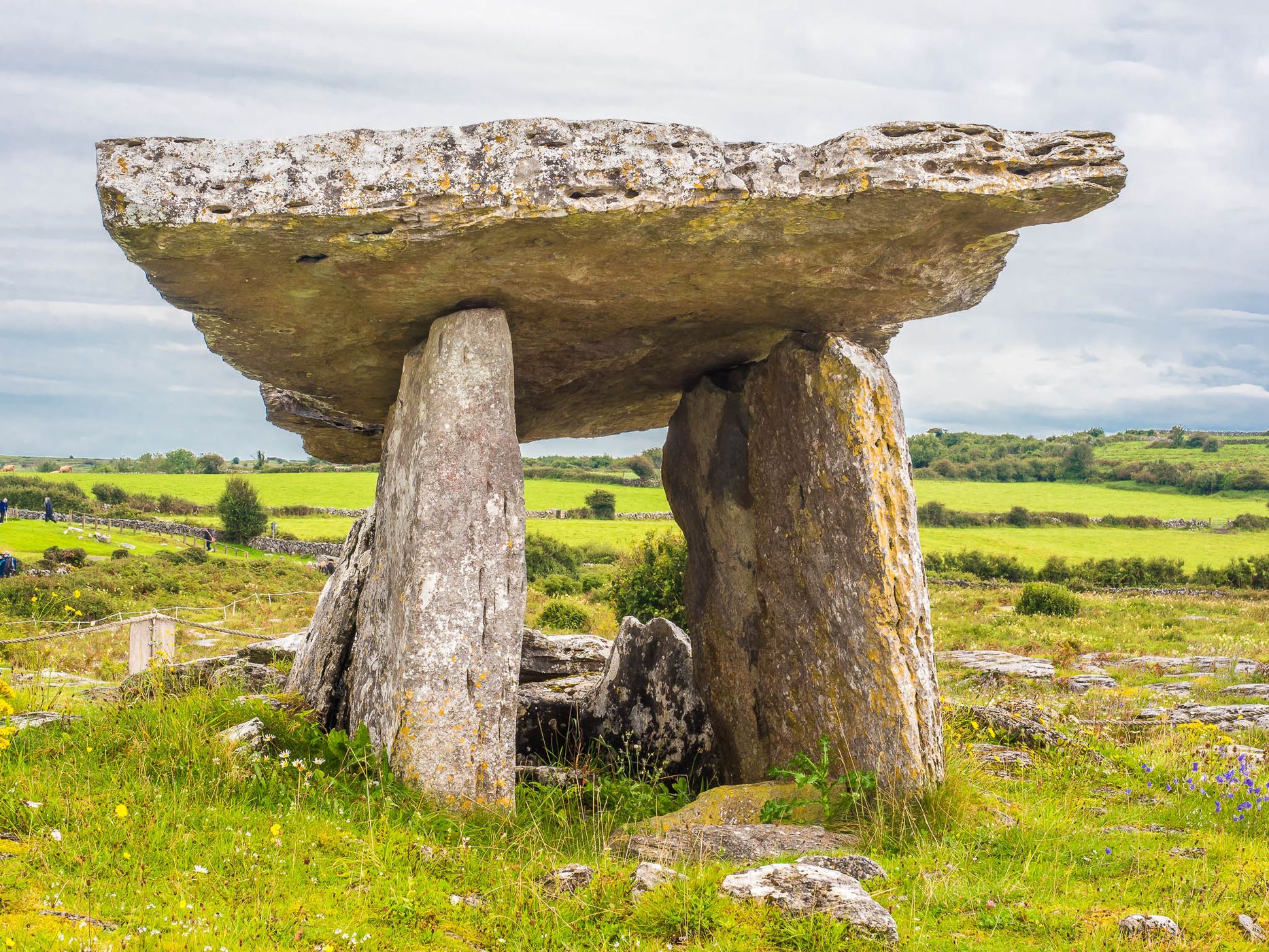 Poulnabrone Dolmen, Ireland