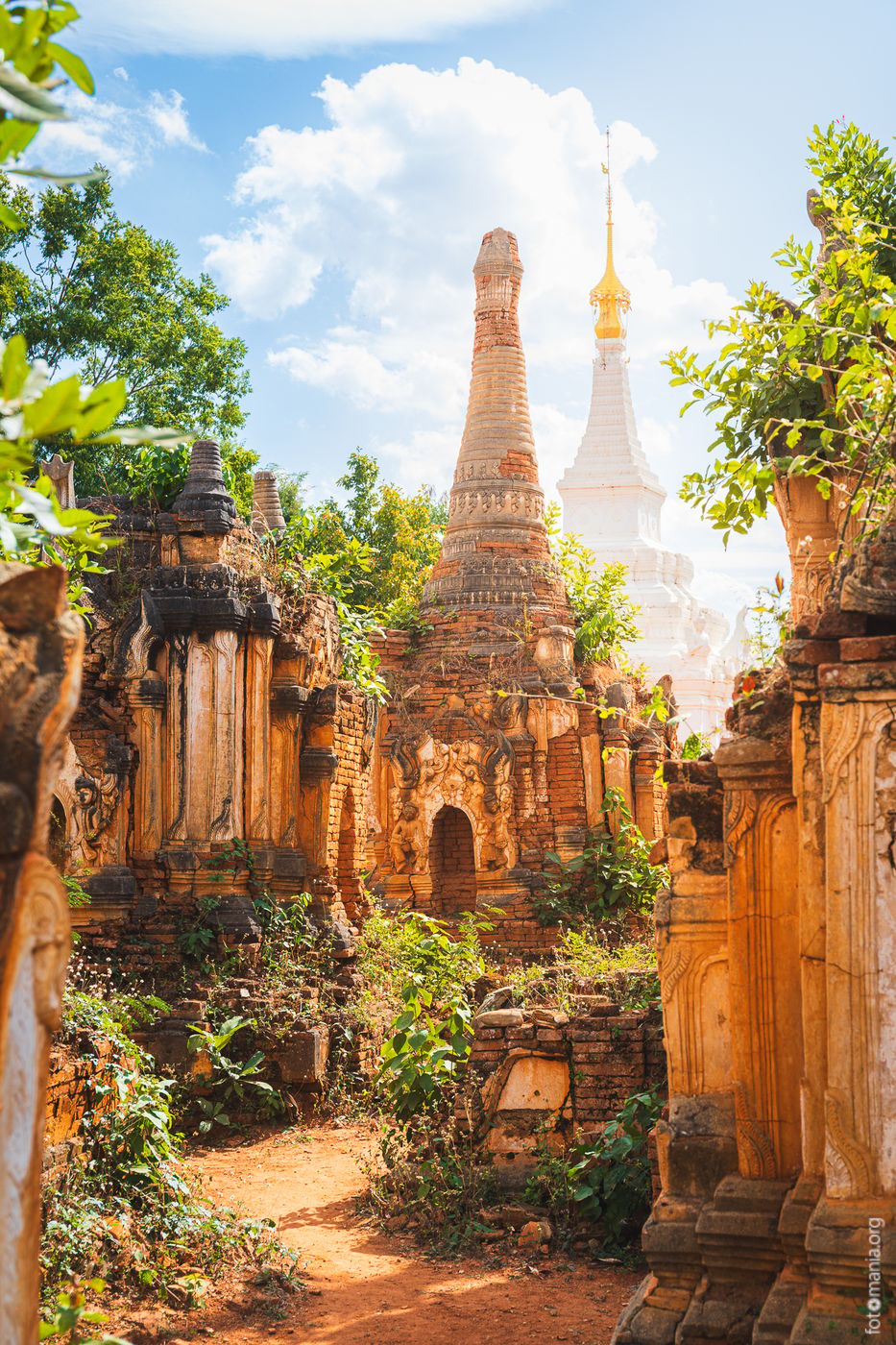 Shwe Inn Dein Pagoda, Myanmar, Myanmar