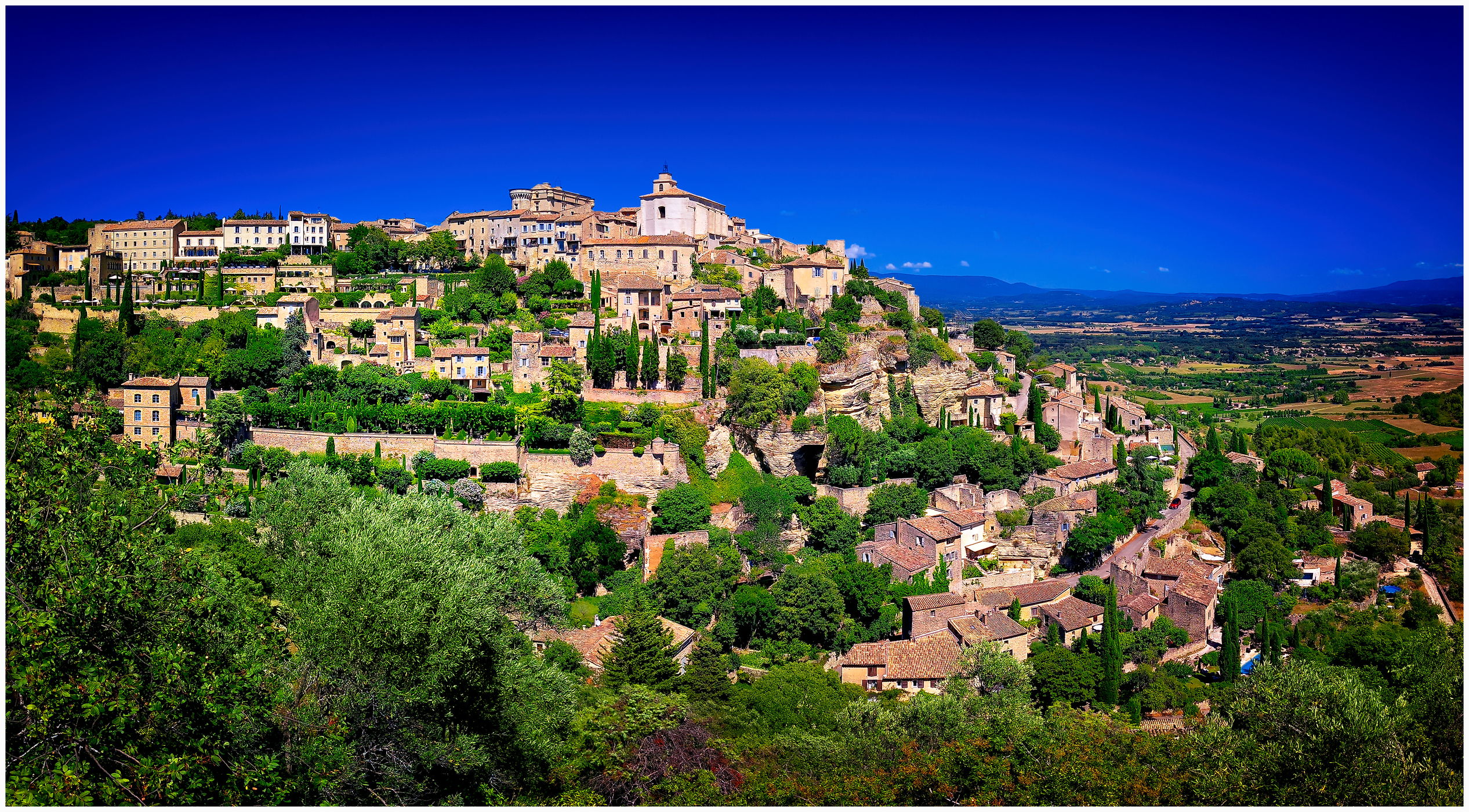 The Beautiful Village of Gordes, France