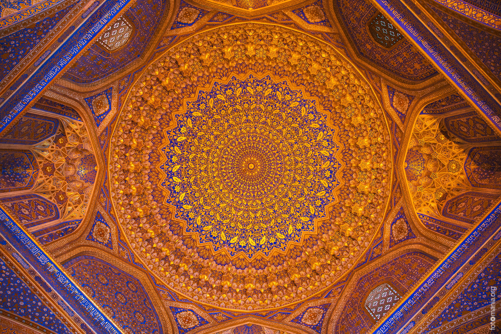 Tilla Kari Medressa, Uzbekistan