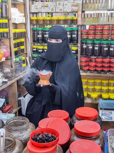 Alhosn market