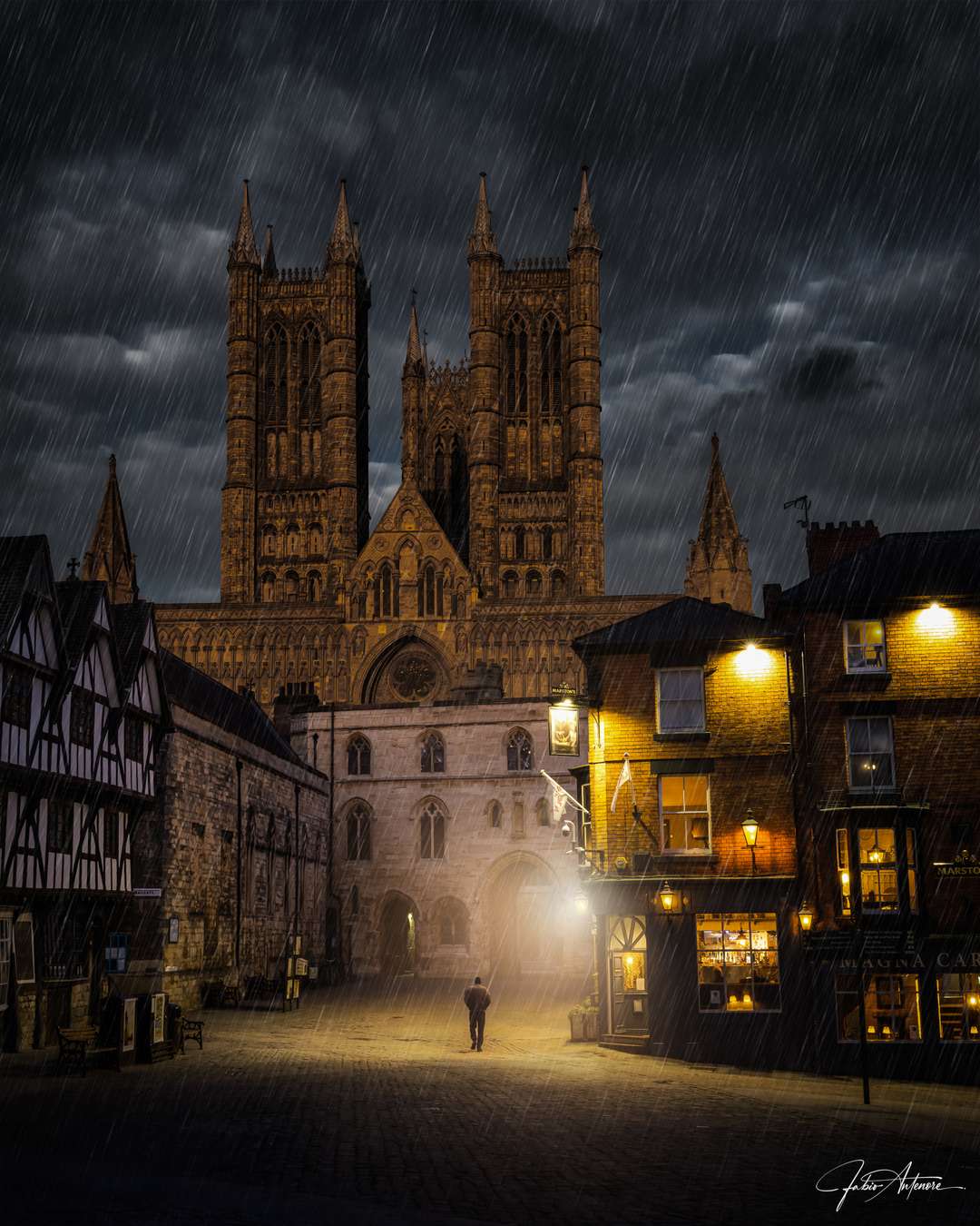 Get the exact geo-position for this spot: Lincoln Cathedral and Pub