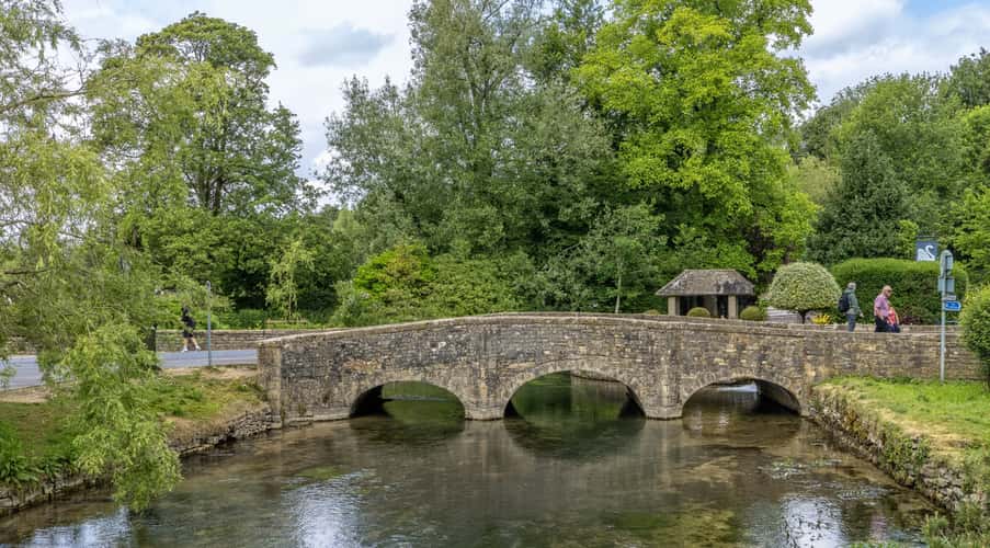 Bibury (Arlington Row) -Cotswolds