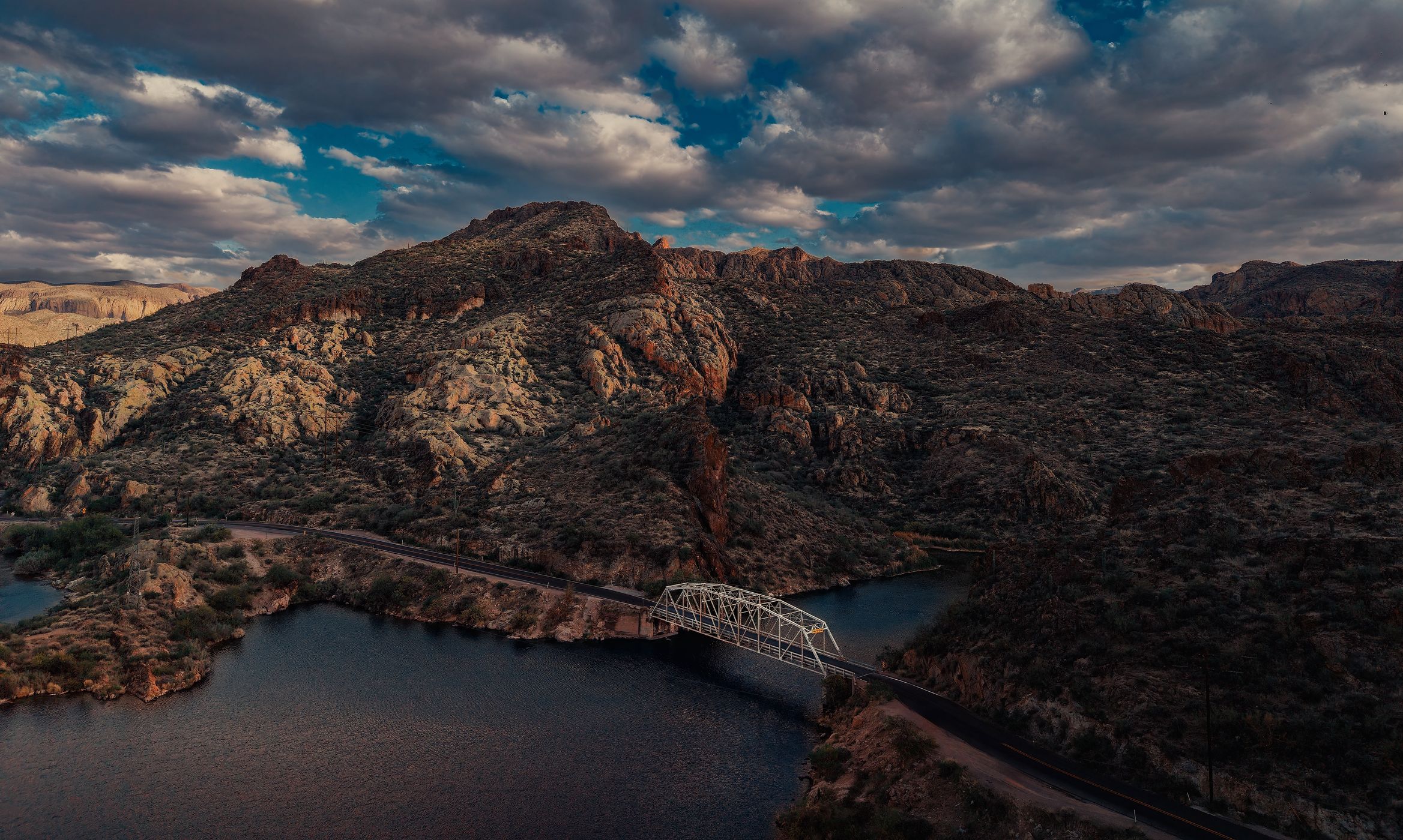 Bridge at Canyon Lake, USA