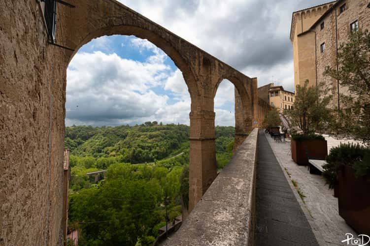 Bridge to Pitigliano