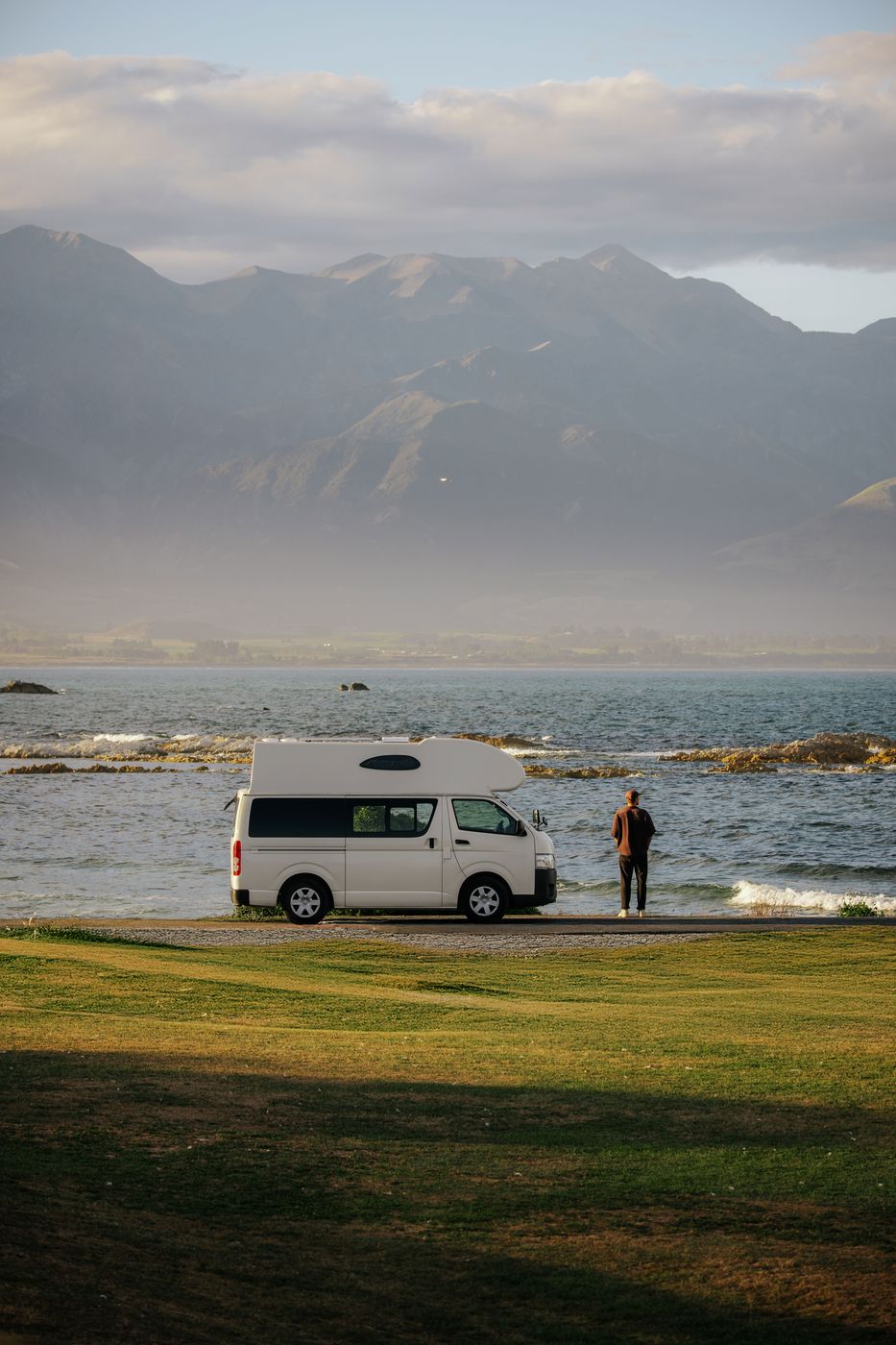 Camper park spot, Kaikoura Peninsula, New Zealand