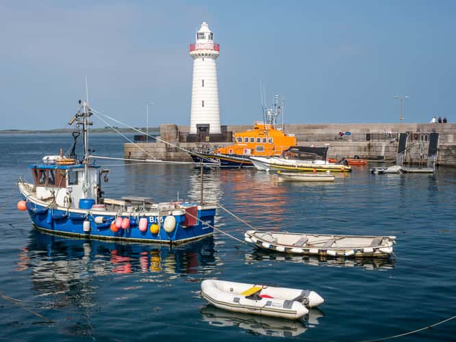 Donaghadee - Harbour & Lighthouse