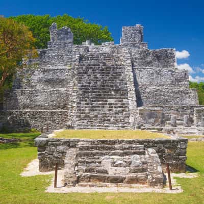 El Castillo, main structure of El Meco ruins, Mexico