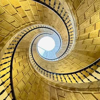 Escalera Triple Helicoidal, Spain