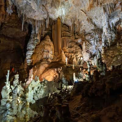 Grotte de Glamouse, France
