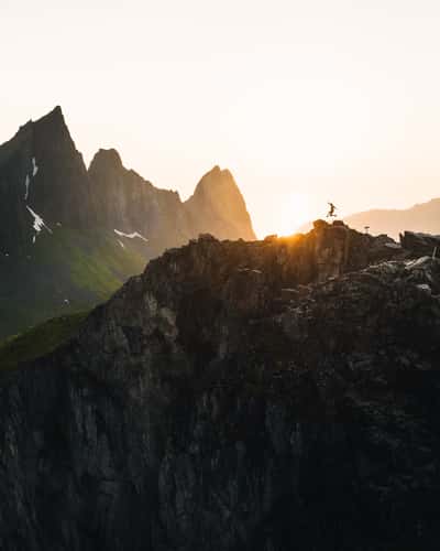 Hesten Summit