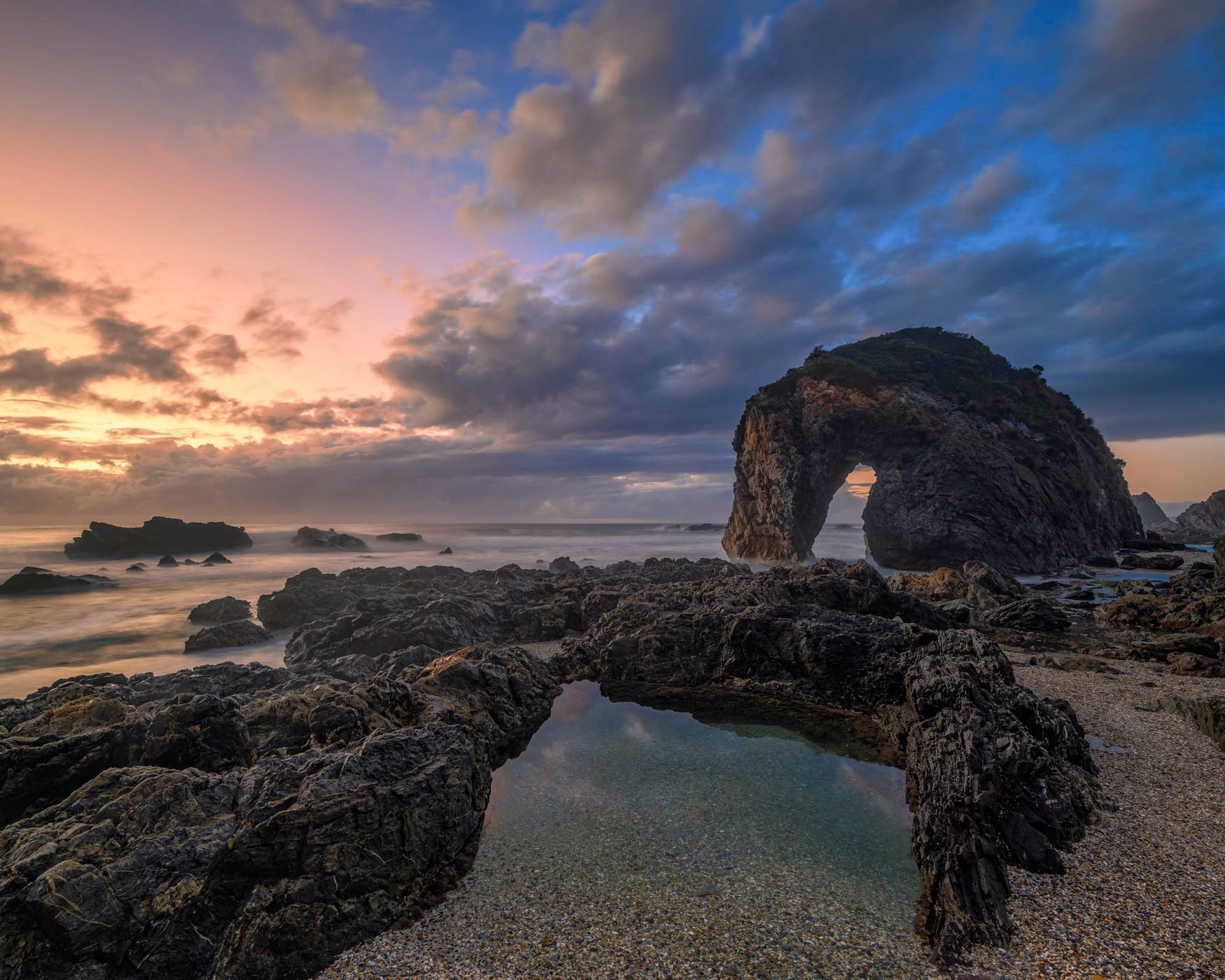 Horse Head Rock, Camel Rock & Blue Pool, Australia