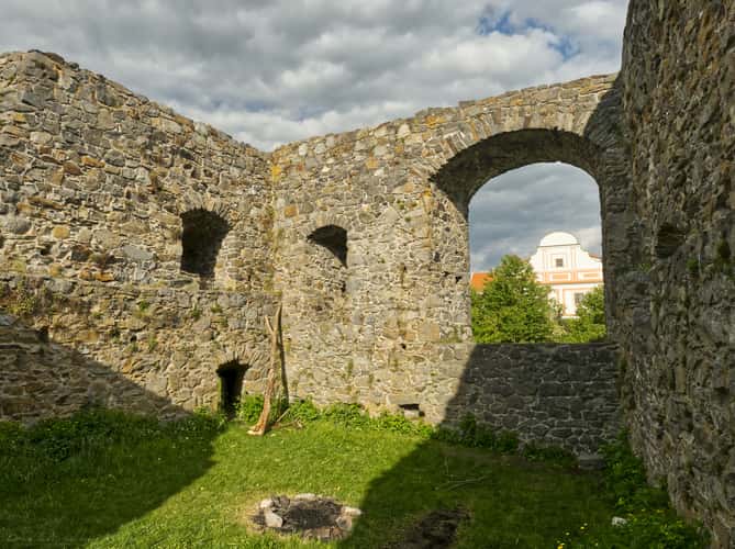Castle Borotín