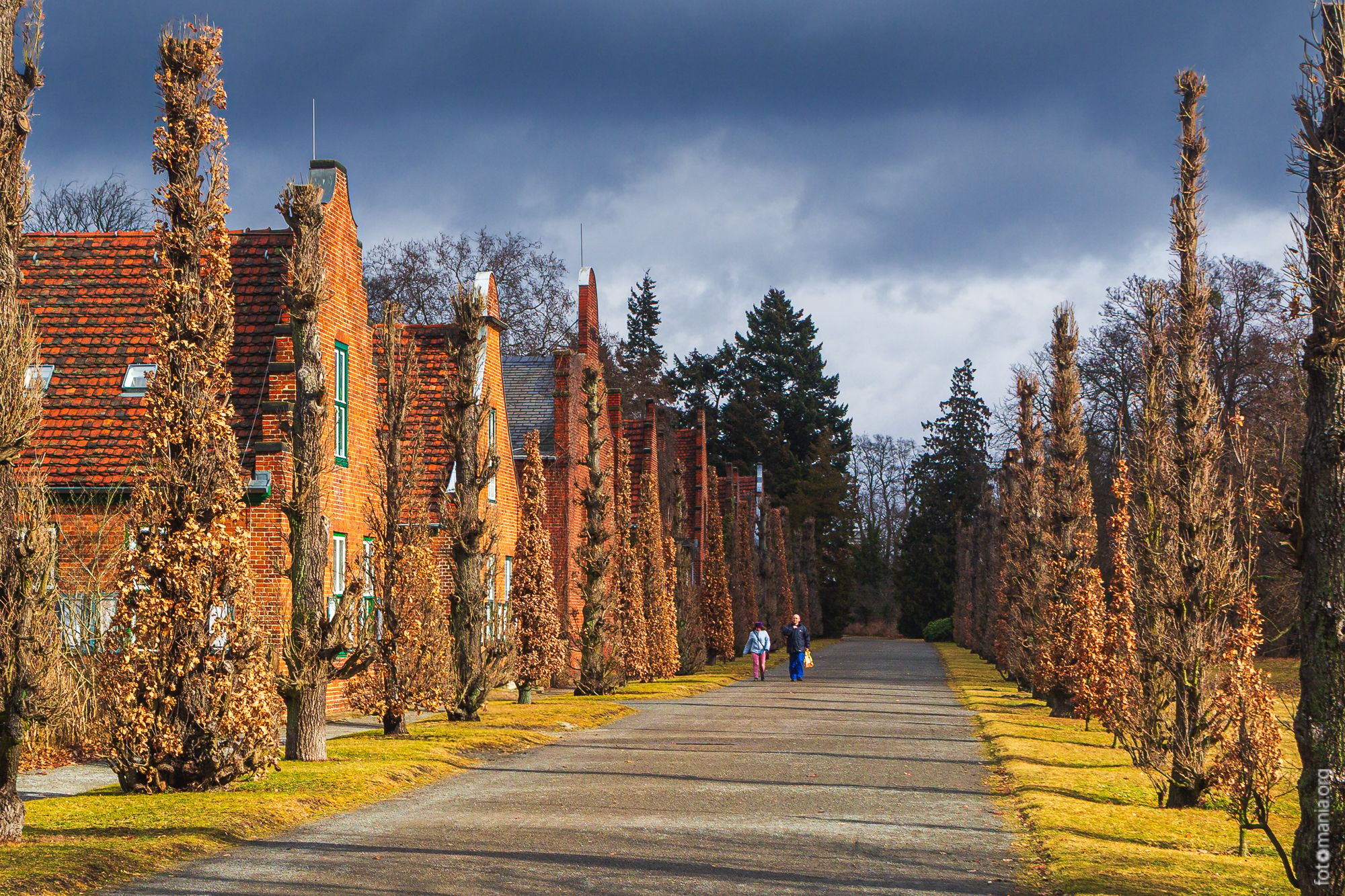 Im Neuen Garten street, Potsdam, Germany