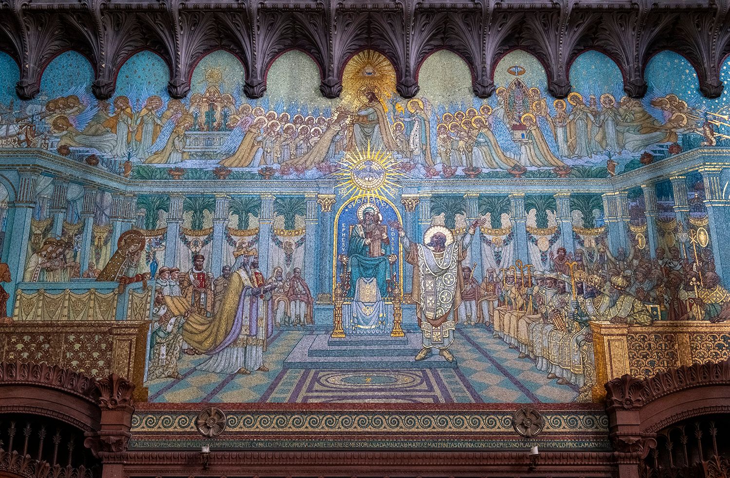 La Basilique Notre Dame de Fourvière, Lyon, France