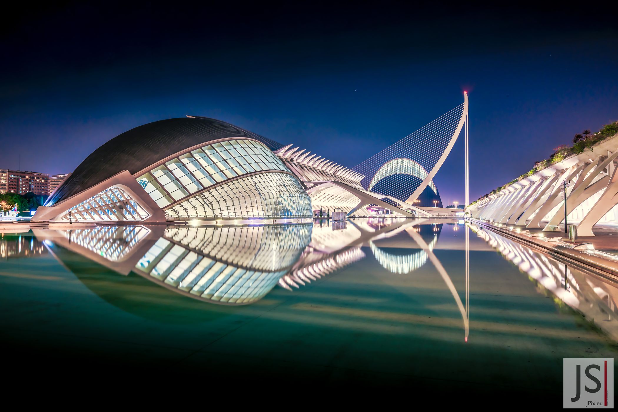 Hemisfèric & Ciudad de las Artes, west view, Spain