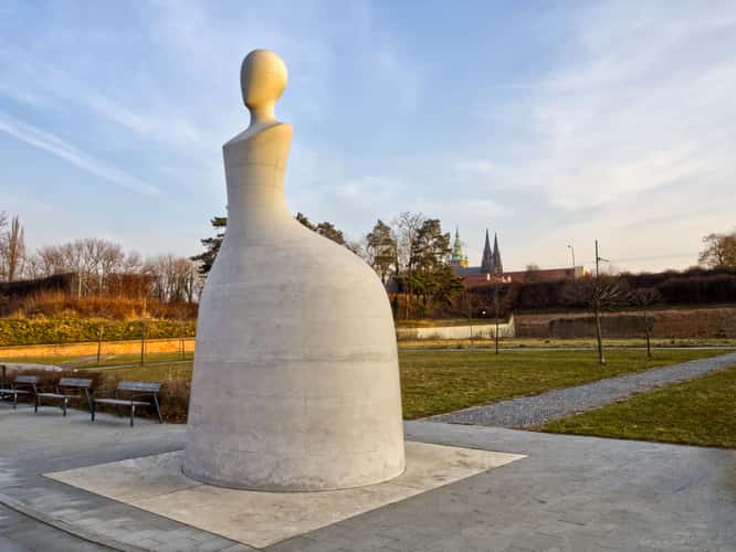 Marie Terezie statue, sunset