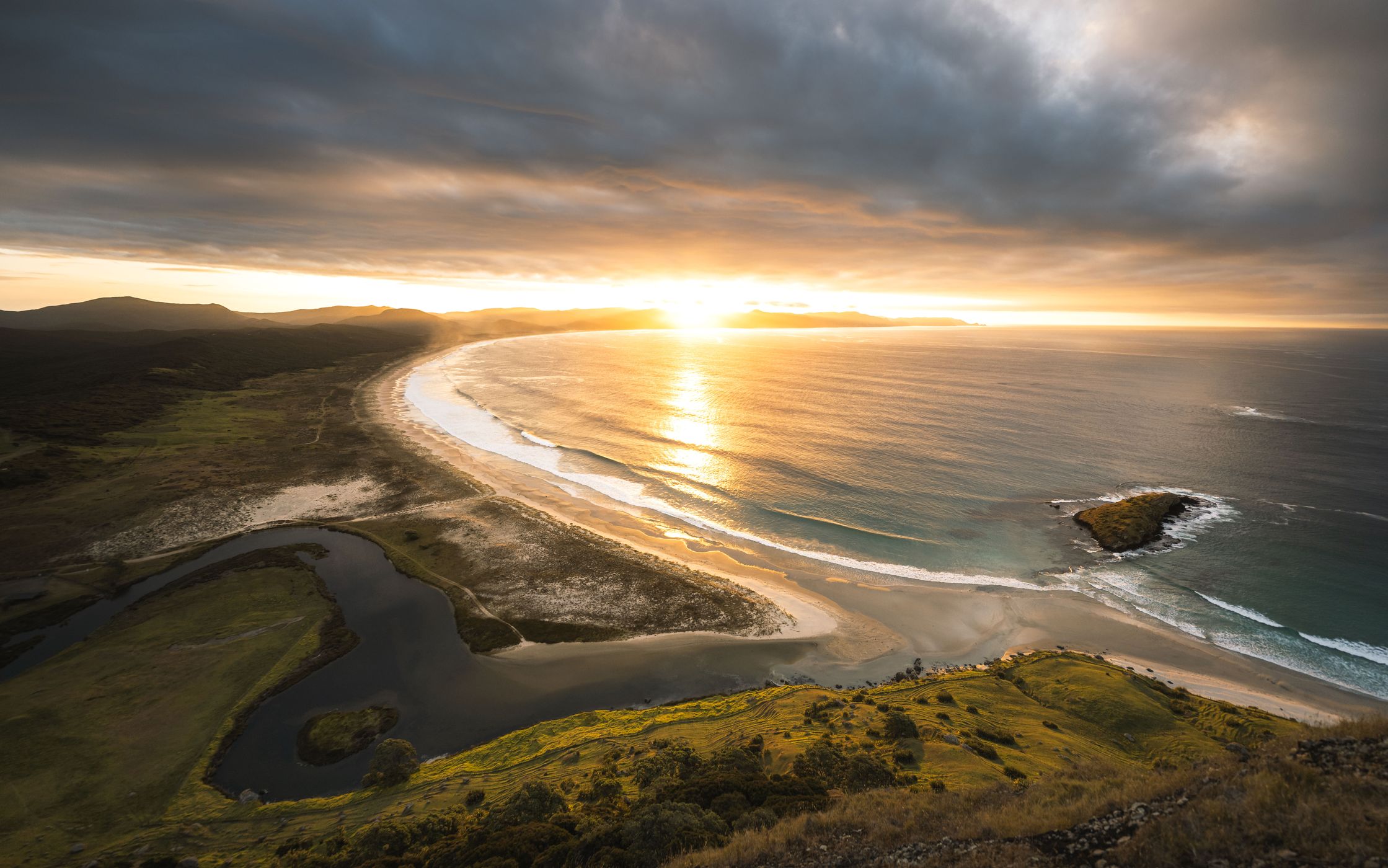 Maungapiko Hill, Spirits Bay, New Zealand