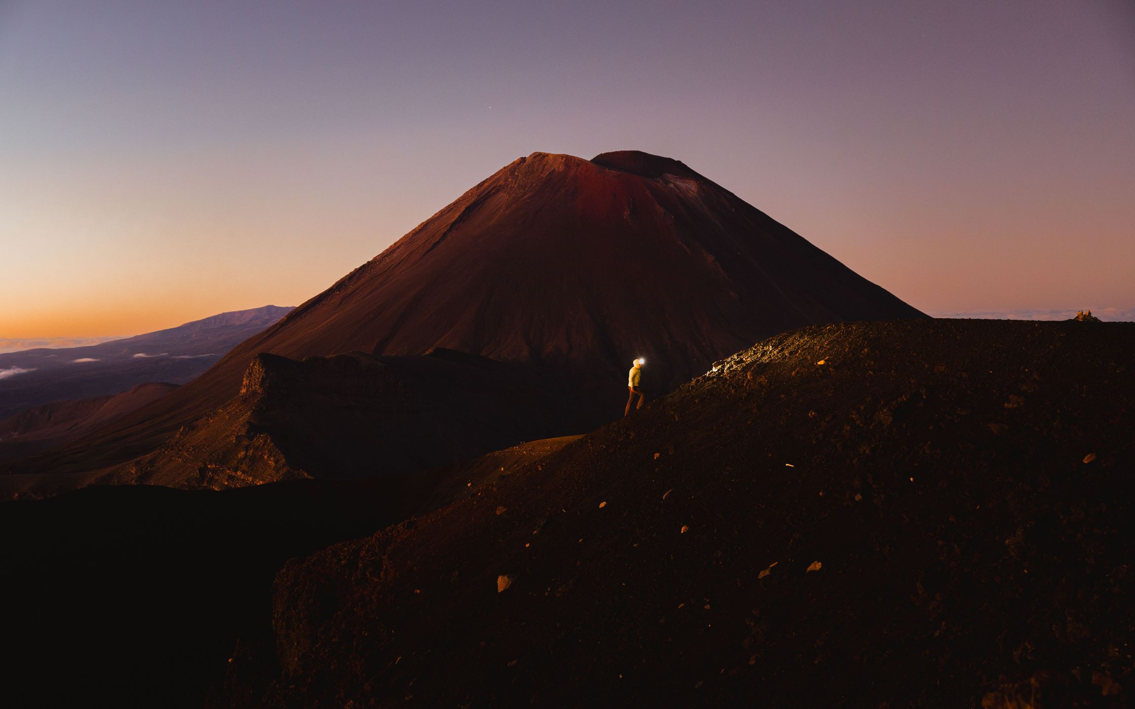Mt Ngauruhoe, Tongariro alpine crossing, New Zealand