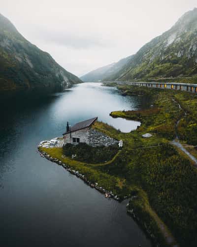 Oberalppass Cabin (Drone)