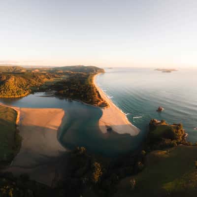 Opoutere Beach Tidal River, New Zealand