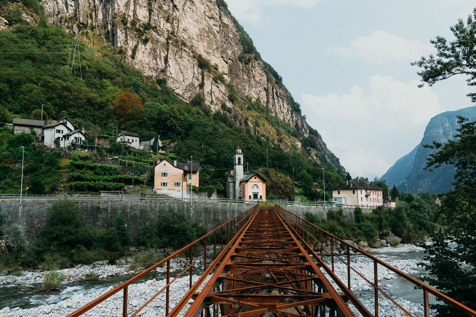 Oratorio di San Defendente a Visletto, Switzerland