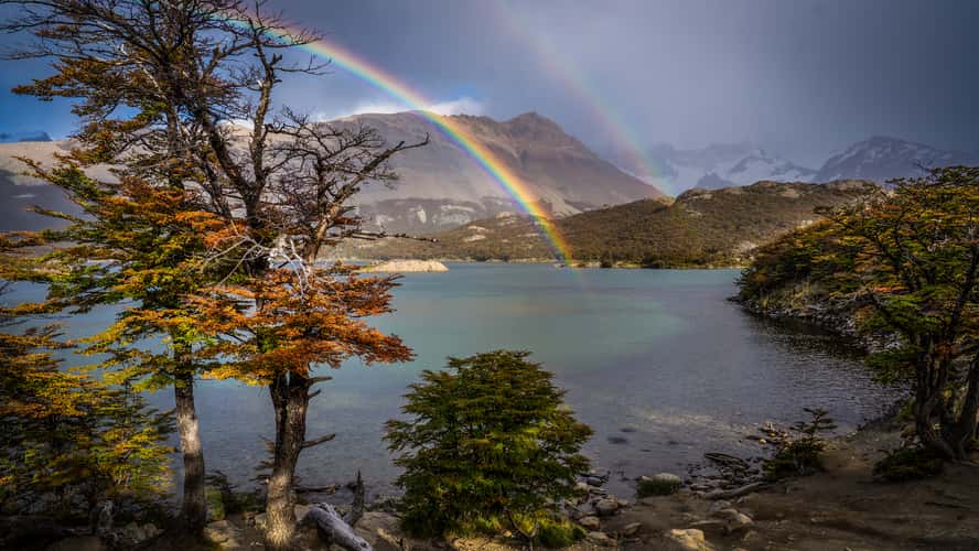 Rainbow on Laguna Capri, El Chalten