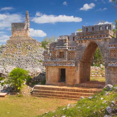 Remains of palace and arch in Labná, Mexico