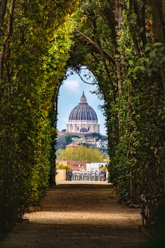 Aventine Keyhole of the Knights of Malta, Rome