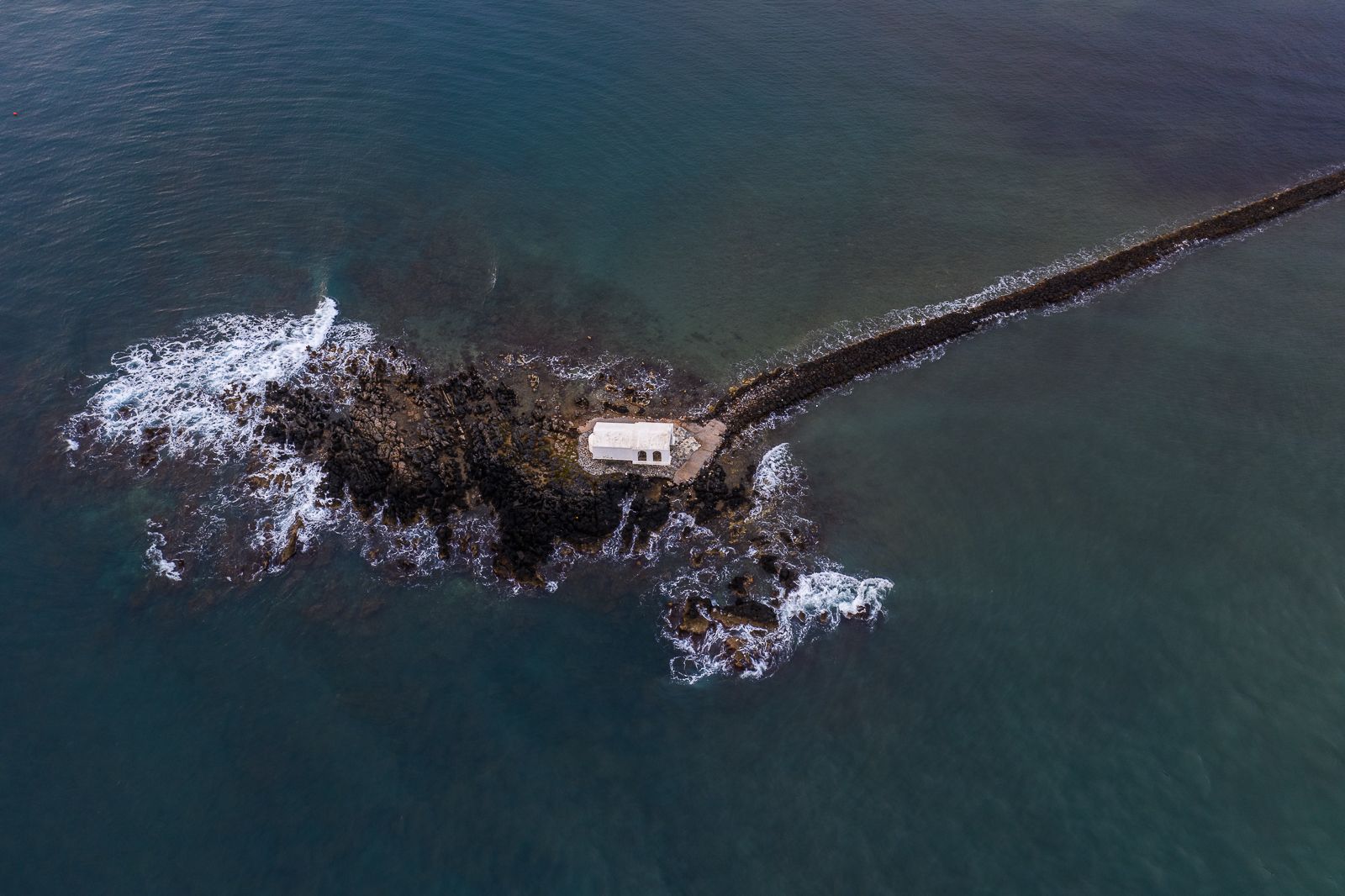 St.-Nikolaus-Chapel (Drone), Greece