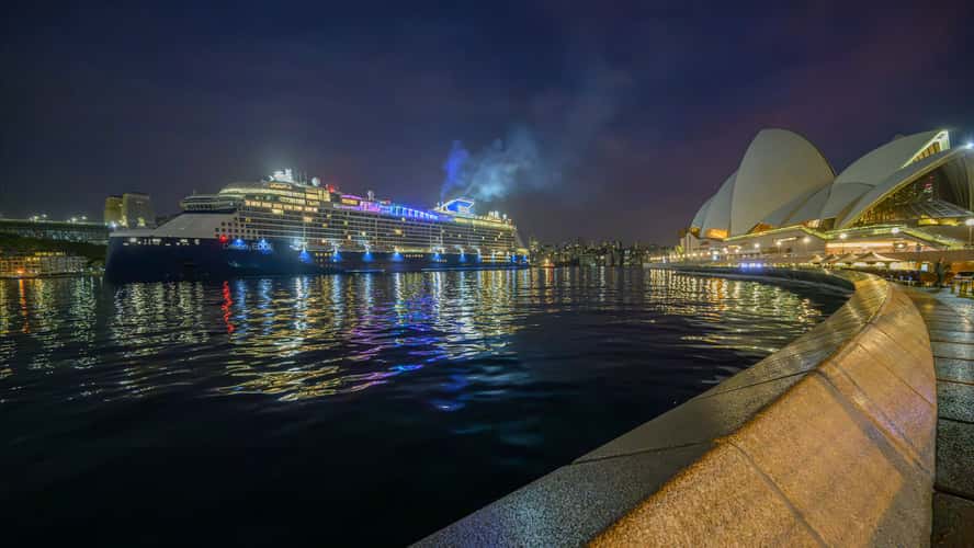Sydney Opera House - Hickson Road Reserve Viewpoint